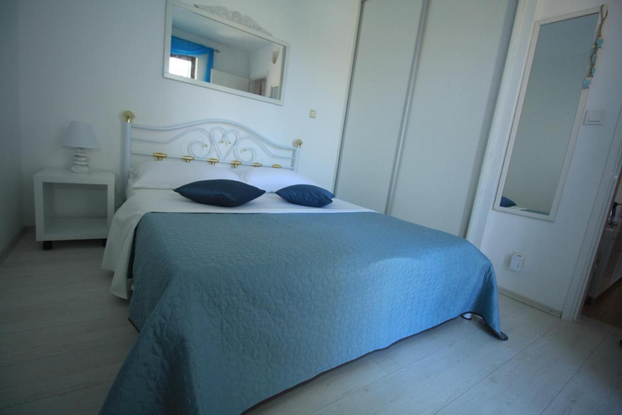 Lavender Kastela